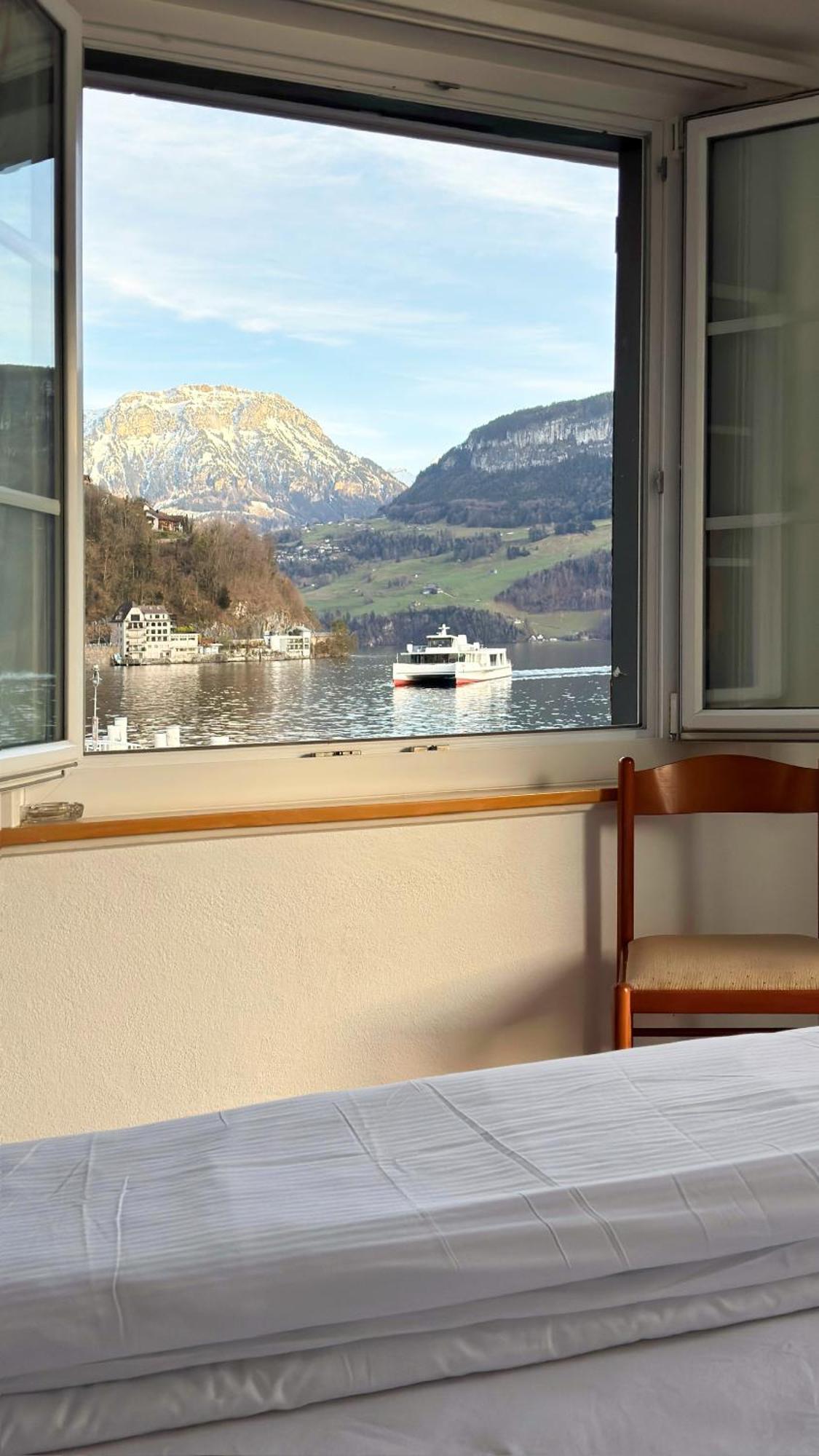 Seehotel Schwert 3* Gersau