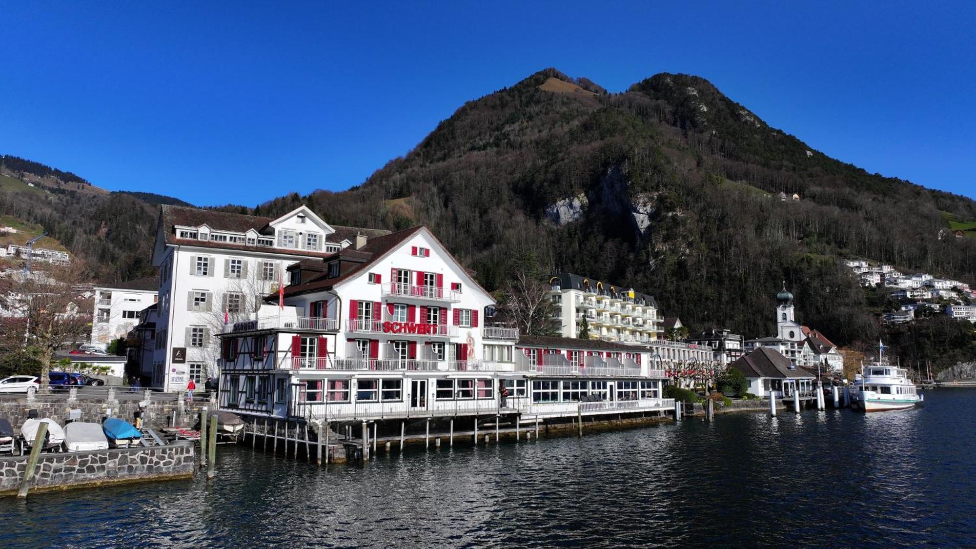 Seehotel Schwert 3* Gersau